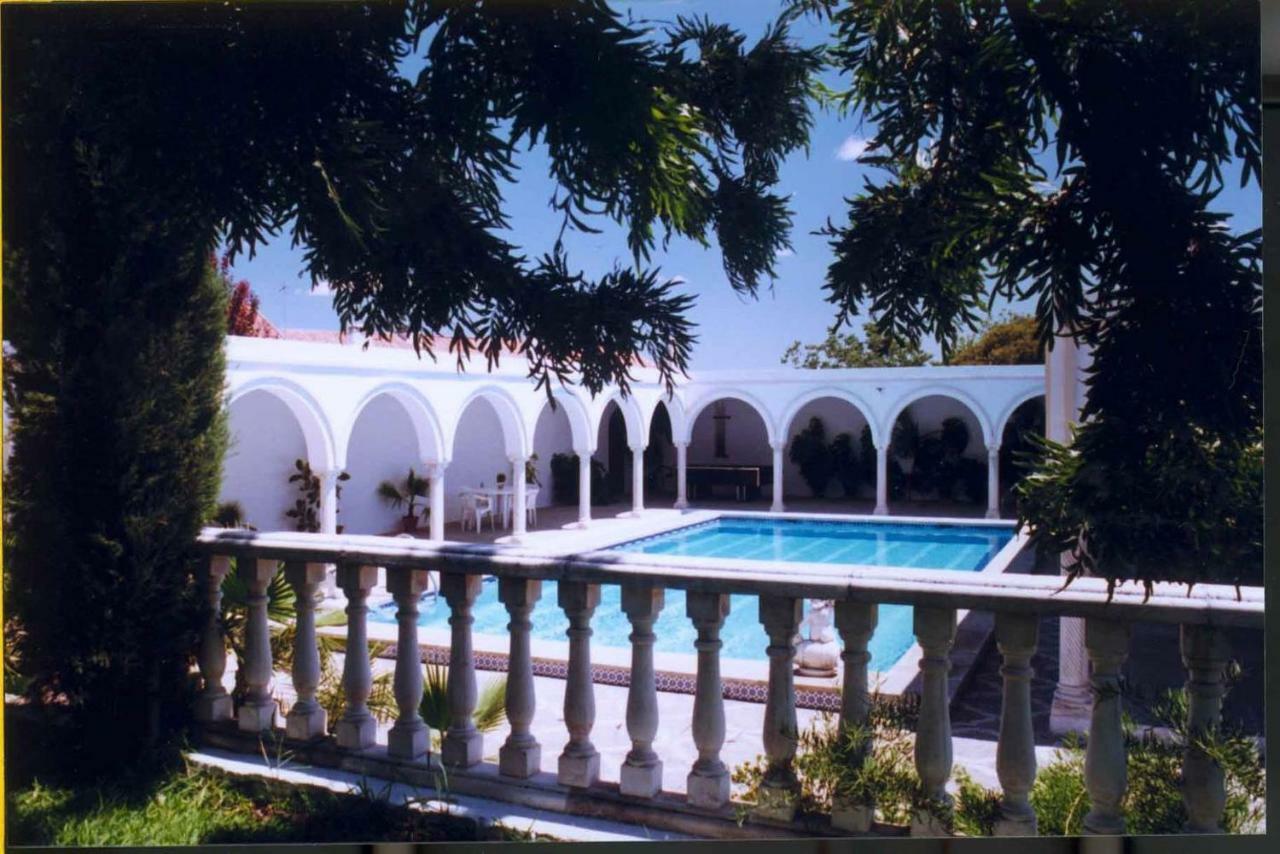 Villa Del Manzano ビジャヌエバ・デル・アリスカル エクステリア 写真